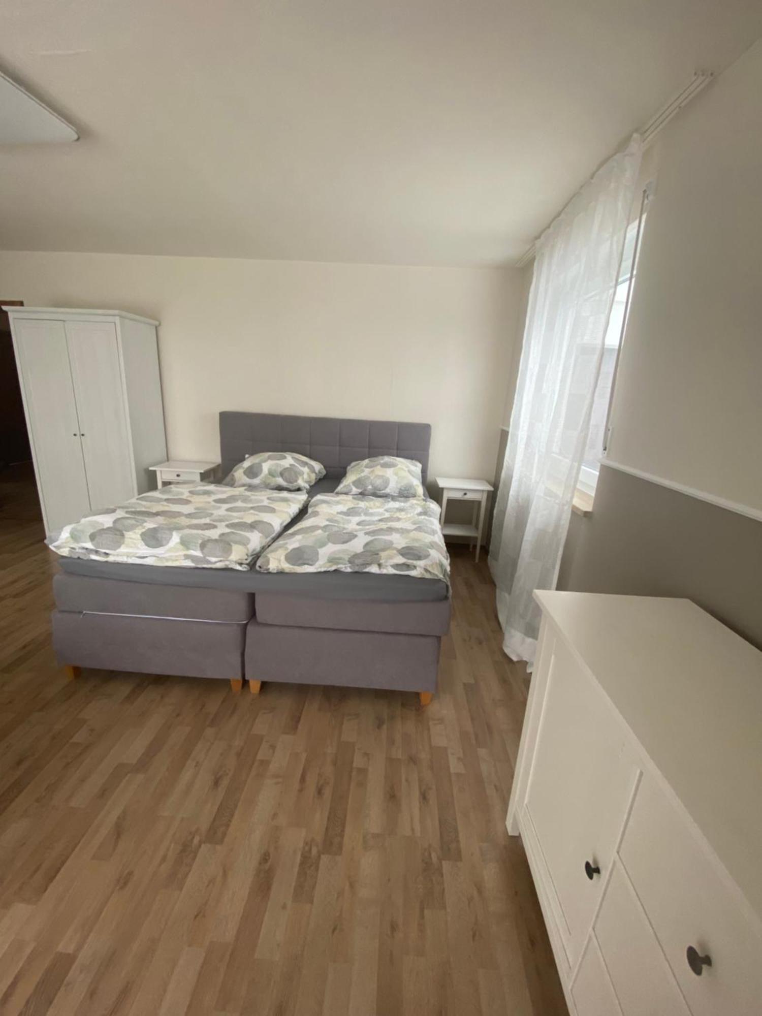 Ferienwohnung Hersbruck Wlan Free Parking Modern Zentral Und Natur Ngoại thất bức ảnh